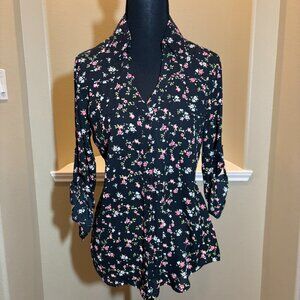 NWT Express Black Pink Floral Button Down V-Neck Shirt Size XS